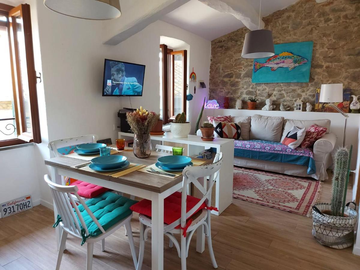 I Colori Del Lago Apartment ปัสซีญาโน ซุล ตราซีเมโน ภายนอก รูปภาพ